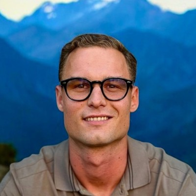 Damy van Oosterhout, Enterprise Account Executive, Wiz