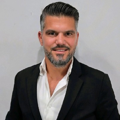 Sandro Zeineddin, Director of Information Systems | CTO | CIO | Digital Strategy and Innovation, PORTWAY - VINCI